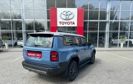 Toyota Land Cruiser Prado, 2024 год, 9 550 000 рублей, 5 фотография