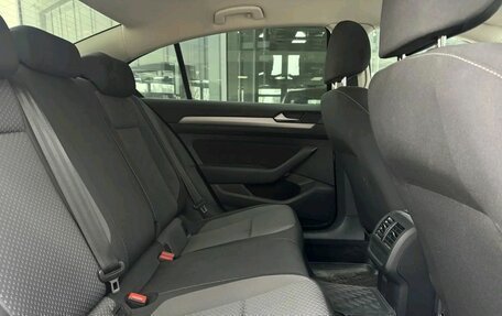 Volkswagen Passat B8 рестайлинг, 2017 год, 1 769 000 рублей, 16 фотография
