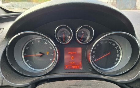 Opel Insignia II рестайлинг, 2010 год, 374 000 рублей, 2 фотография