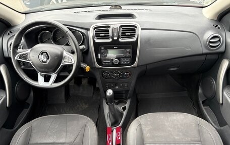 Renault Logan II, 2018 год, 1 009 000 рублей, 10 фотография