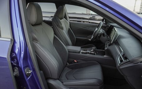 Lexus RX IV рестайлинг, 2024 год, 11 999 000 рублей, 8 фотография