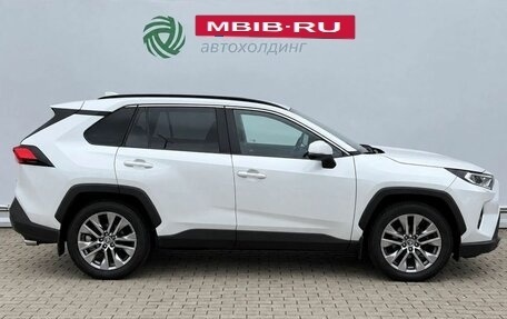 Toyota RAV4, 2020 год, 2 490 000 рублей, 4 фотография