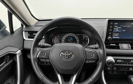 Toyota RAV4, 2020 год, 2 490 000 рублей, 11 фотография