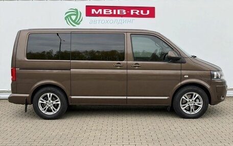 Volkswagen Multivan T5, 2009 год, 1 890 000 рублей, 4 фотография