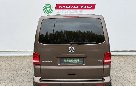 Volkswagen Multivan T5, 2009 год, 1 890 000 рублей, 6 фотография