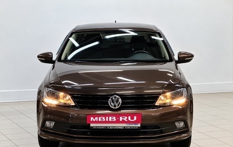 Volkswagen Jetta VI, 2016 год, 1 580 000 рублей, 2 фотография
