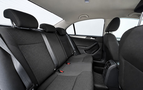 Volkswagen Jetta VI, 2016 год, 1 580 000 рублей, 13 фотография