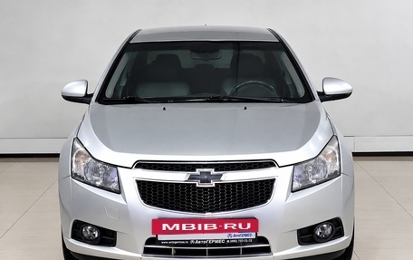 Chevrolet Cruze II, 2010 год, 780 000 рублей, 2 фотография