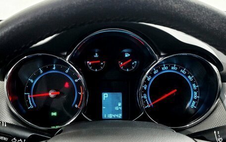 Chevrolet Cruze II, 2010 год, 780 000 рублей, 6 фотография