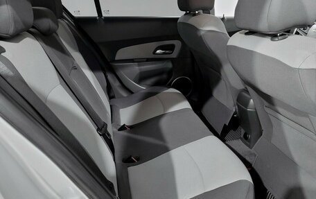 Chevrolet Cruze II, 2010 год, 780 000 рублей, 12 фотография