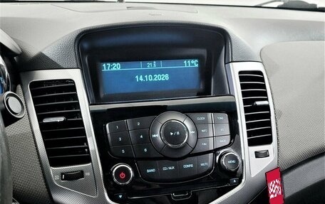 Chevrolet Cruze II, 2010 год, 780 000 рублей, 7 фотография