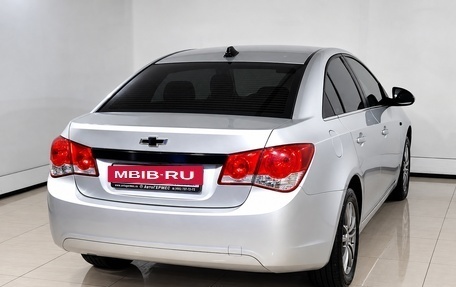Chevrolet Cruze II, 2010 год, 780 000 рублей, 4 фотография