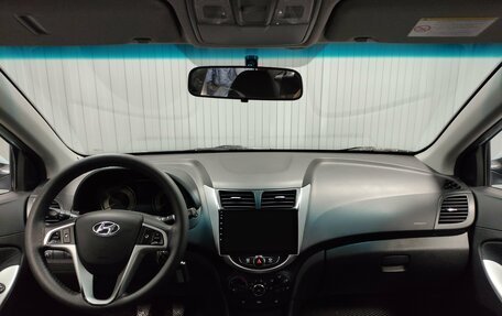 Hyundai Solaris II рестайлинг, 2011 год, 695 000 рублей, 8 фотография