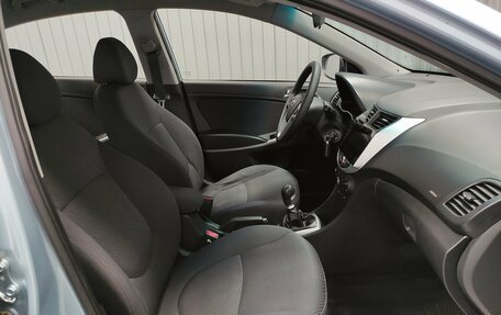 Hyundai Solaris II рестайлинг, 2011 год, 695 000 рублей, 9 фотография