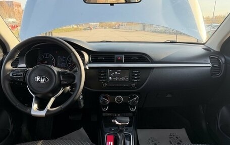 KIA Rio IV, 2017 год, 940 000 рублей, 4 фотография