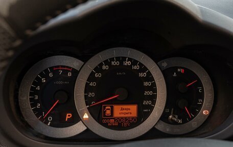 Toyota RAV4, 2011 год, 1 350 000 рублей, 16 фотография