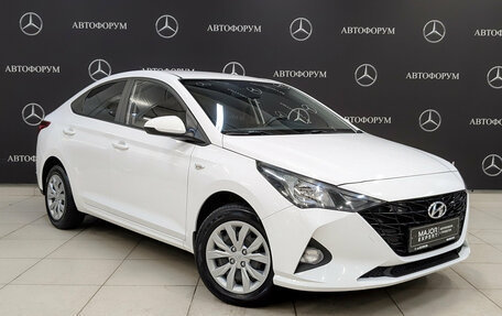 Hyundai Solaris II рестайлинг, 2022 год, 1 440 000 рублей, 3 фотография