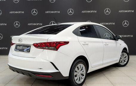 Hyundai Solaris II рестайлинг, 2022 год, 1 440 000 рублей, 5 фотография