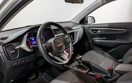 KIA Rio IV, 2021 год, 1 690 000 рублей, 15 фотография