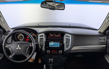 Mitsubishi Pajero IV, 2018 год, 3 330 000 рублей, 14 фотография