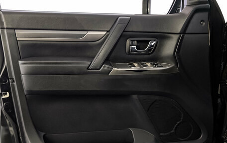 Mitsubishi Pajero IV, 2018 год, 3 330 000 рублей, 19 фотография