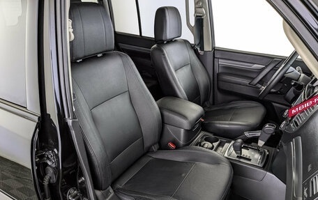 Mitsubishi Pajero IV, 2018 год, 3 330 000 рублей, 23 фотография