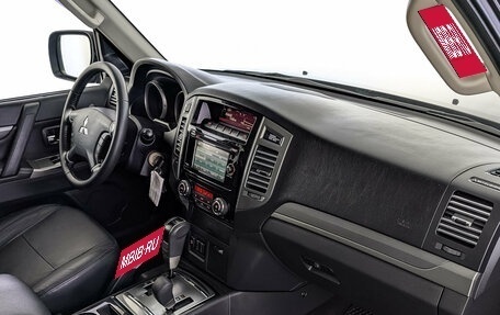 Mitsubishi Pajero IV, 2018 год, 3 330 000 рублей, 13 фотография