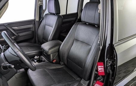 Mitsubishi Pajero IV, 2018 год, 3 330 000 рублей, 20 фотография