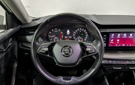 Skoda Octavia IV, 2021 год, 1 900 000 рублей, 24 фотография