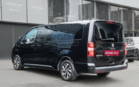 Peugeot Traveller I, 2018 год, 2 690 000 рублей, 6 фотография