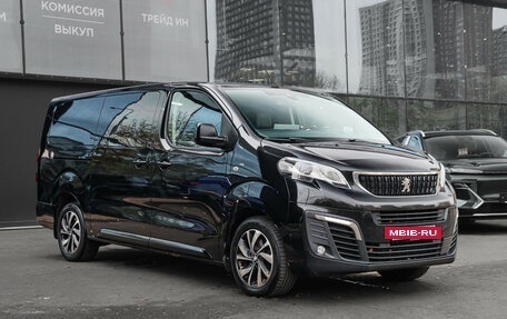 Peugeot Traveller I, 2018 год, 2 690 000 рублей, 3 фотография