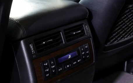 Toyota Land Cruiser 200, 2017 год, 6 590 000 рублей, 12 фотография