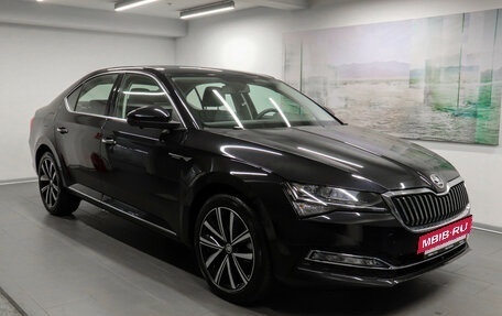 Skoda Superb III рестайлинг, 2025 год, 3 200 000 рублей, 3 фотография