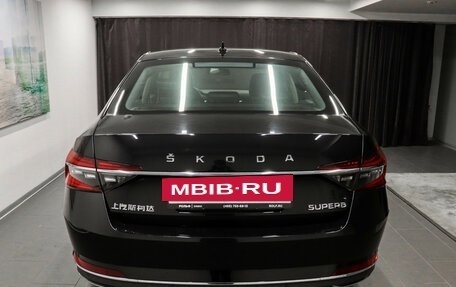 Skoda Superb III рестайлинг, 2025 год, 3 200 000 рублей, 5 фотография