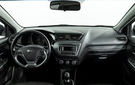 KIA Rio III рестайлинг, 2015 год, 899 585 рублей, 13 фотография