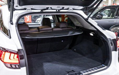 Lexus RX IV рестайлинг, 2021 год, 4 399 777 рублей, 33 фотография
