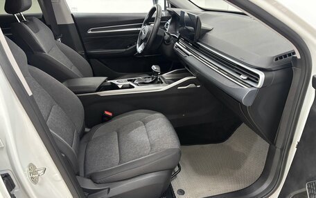 Geely Emgrand, 2024 год, 1 575 000 рублей, 16 фотография