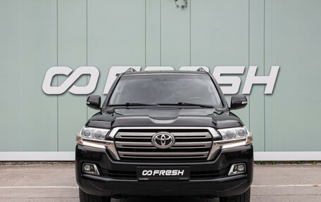 Toyota Land Cruiser 200, 2015 год, 4 999 000 рублей, 3 фотография