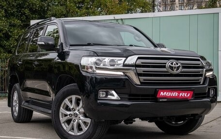 Toyota Land Cruiser 200, 2015 год, 4 999 000 рублей, 6 фотография