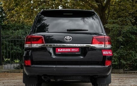 Toyota Land Cruiser 200, 2015 год, 4 999 000 рублей, 12 фотография