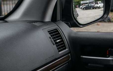 Toyota Land Cruiser 200, 2015 год, 4 999 000 рублей, 32 фотография