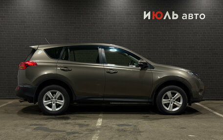Toyota RAV4, 2013 год, 2 090 000 рублей, 4 фотография