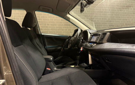 Toyota RAV4, 2013 год, 2 090 000 рублей, 8 фотография
