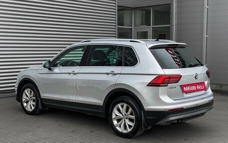 Volkswagen Tiguan II, 2018 год, 3 050 000 рублей, 8 фотография