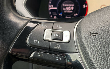 Volkswagen Tiguan II, 2018 год, 3 050 000 рублей, 26 фотография