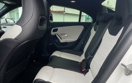 Mercedes-Benz CLA, 2019 год, 2 897 000 рублей, 10 фотография