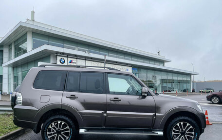 Mitsubishi Pajero IV, 2015 год, 2 397 000 рублей, 4 фотография