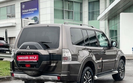 Mitsubishi Pajero IV, 2015 год, 2 397 000 рублей, 5 фотография