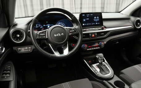 KIA Cerato IV, 2022 год, 2 490 000 рублей, 10 фотография
