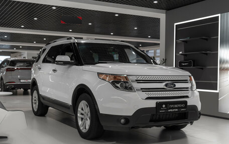 Ford Explorer VI, 2015 год, 2 150 000 рублей, 2 фотография